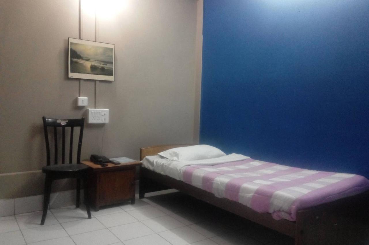 Chief Guest House Aizawl Bagian luar foto