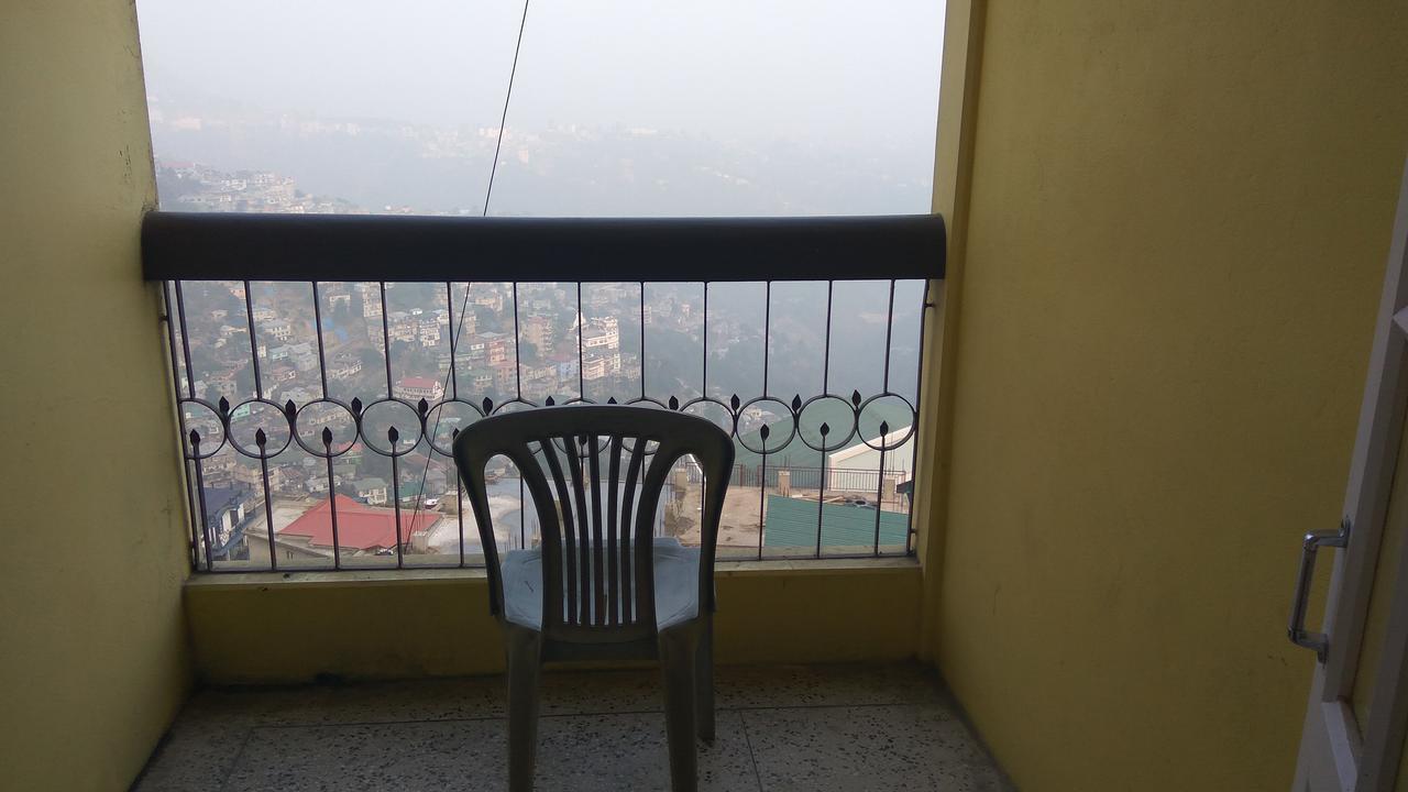 Chief Guest House Aizawl Bagian luar foto