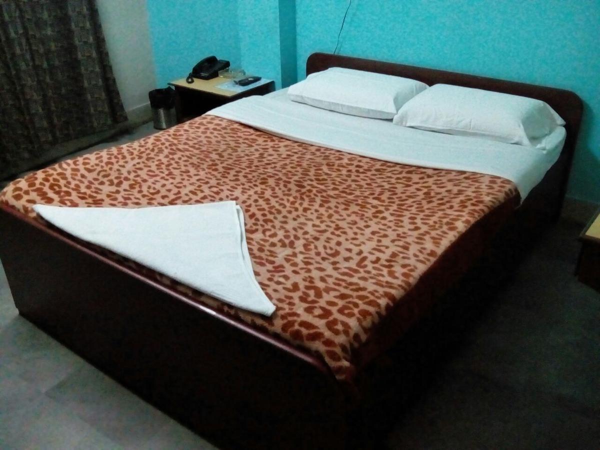 Chief Guest House Aizawl Bagian luar foto