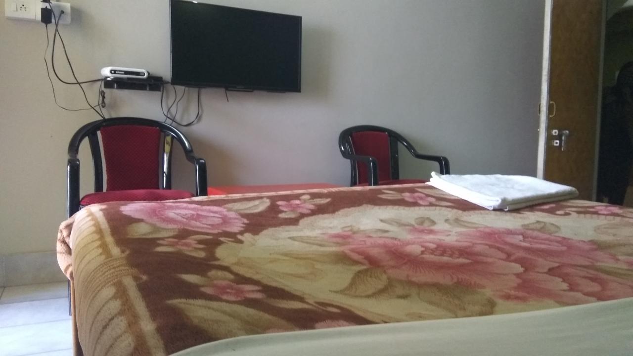 Chief Guest House Aizawl Bagian luar foto